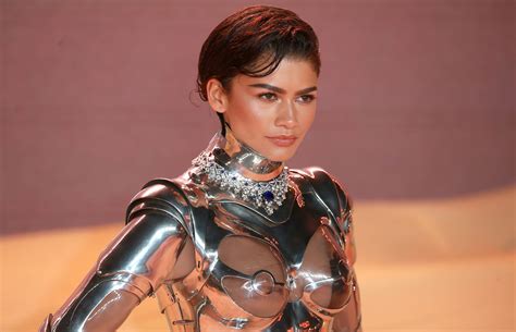 zendaya robot cosplay